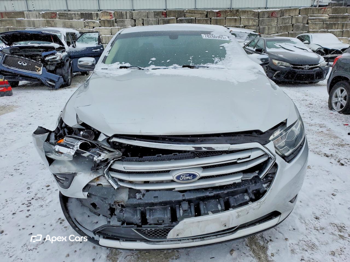 Ford Taurus 2015