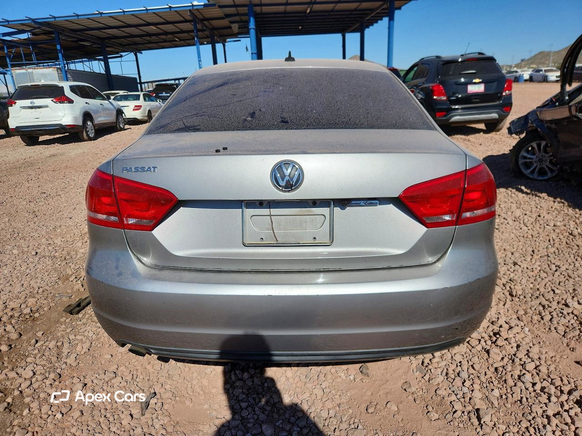 Volkswagen Passat 2013
