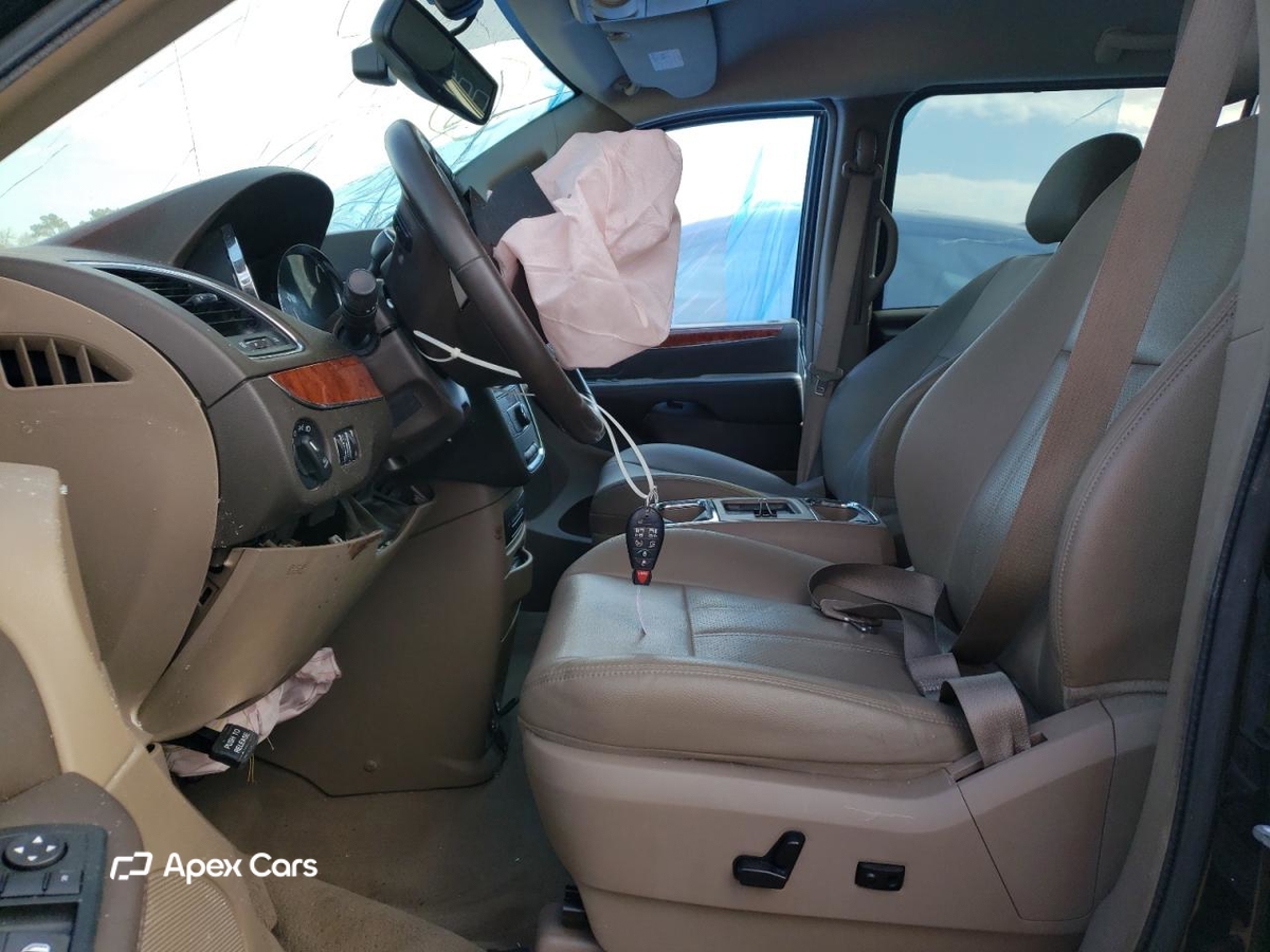 Chrysler Voyager 2015