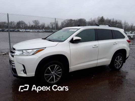 Toyota Highlander 2018 - Image 1 of 5