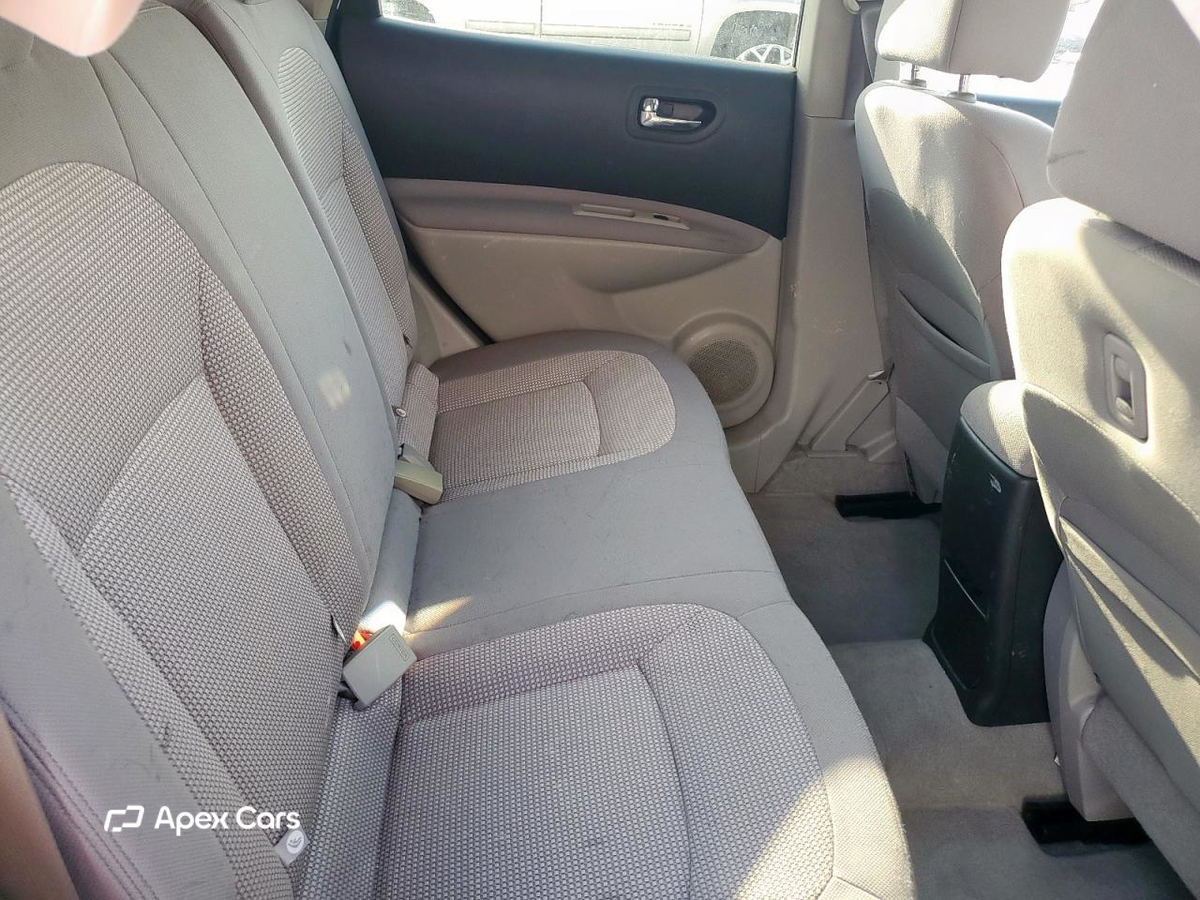 Nissan Rogue 2012