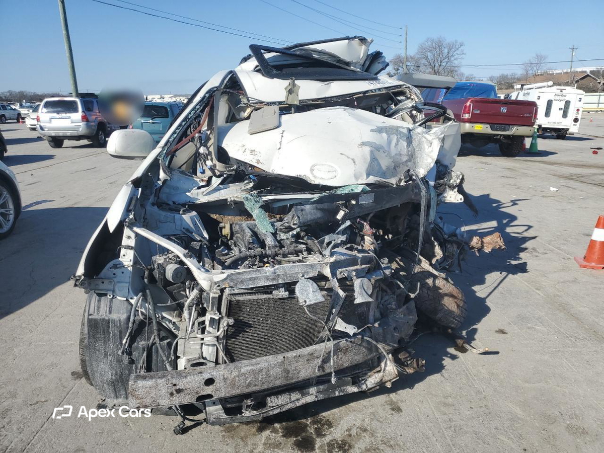 Toyota Sienna 2012