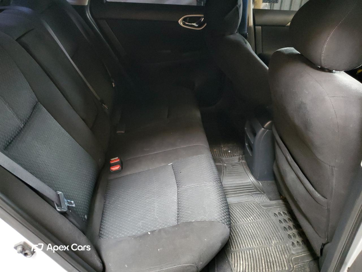 Nissan Sentra 2013