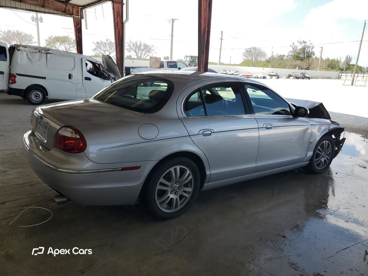 Jaguar S-Type 2005
