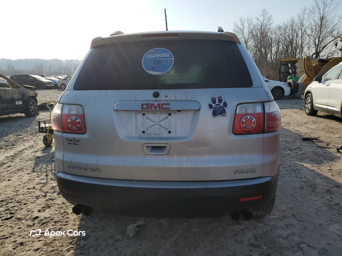 GMC Acadia 2011