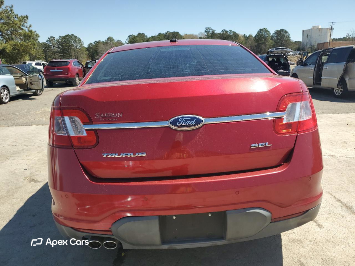 Ford Taurus 2011