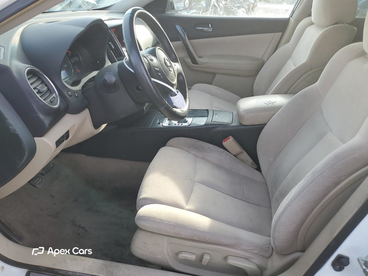 Nissan Maxima 2014