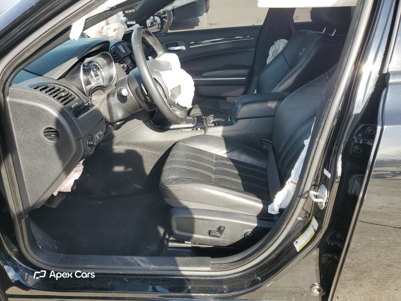 Chrysler 300 2021