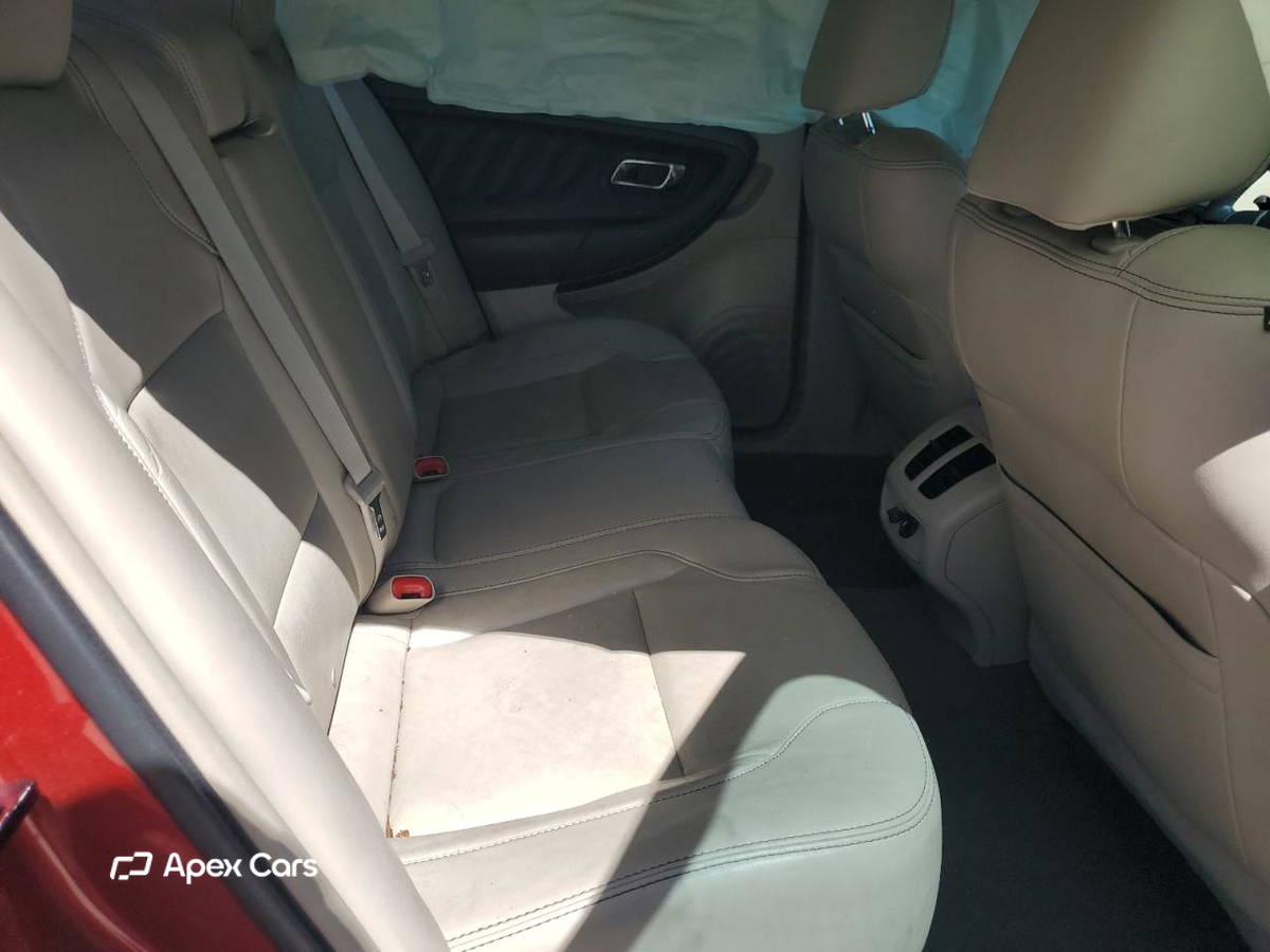 Ford Taurus 2011