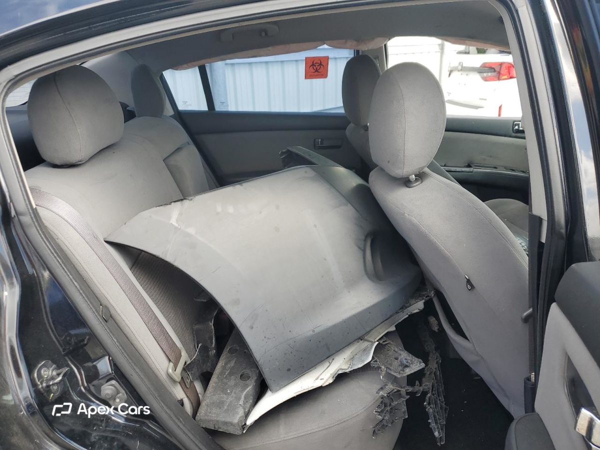 Nissan Sentra 2012