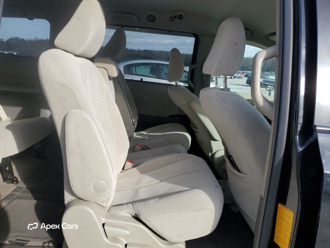 Toyota Sienna 2011