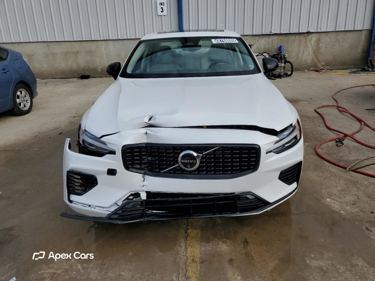 Volvo S60 2024