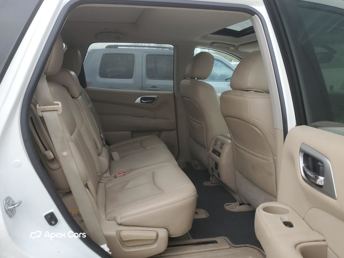 Nissan Pathfinder 2015