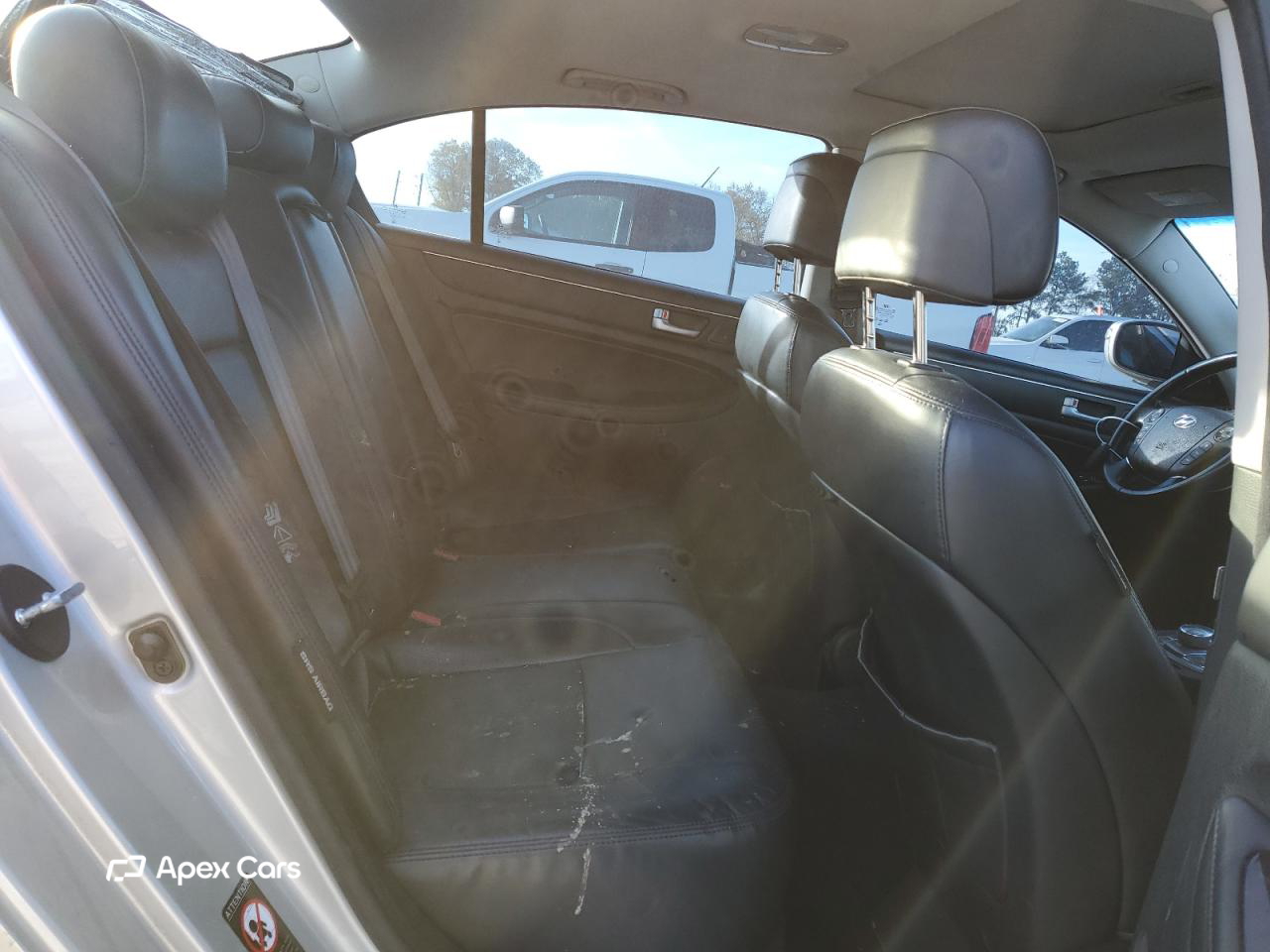 Hyundai Genesis 2012
