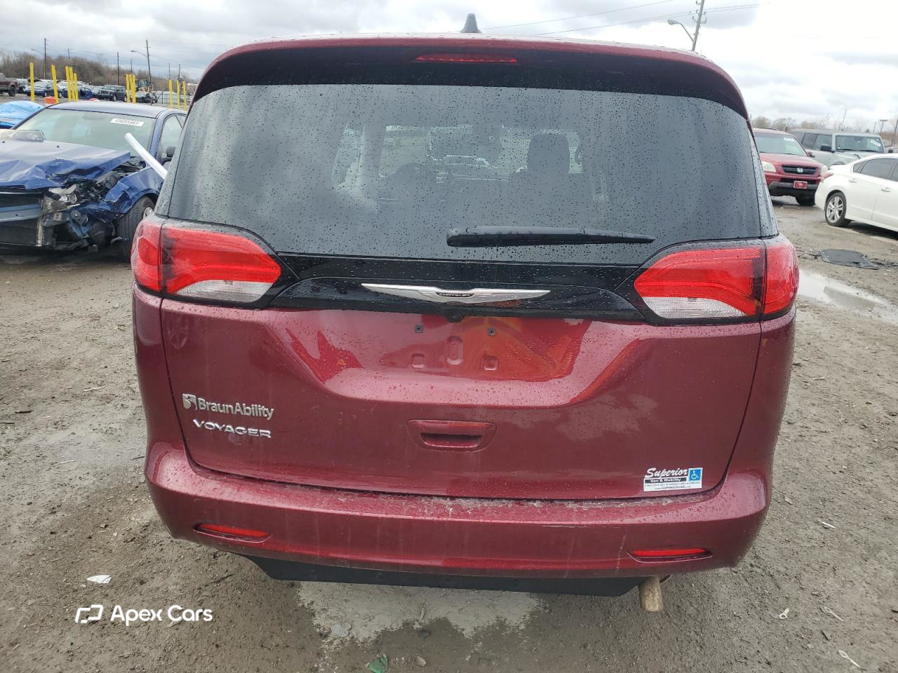 Chrysler Voyager 2023