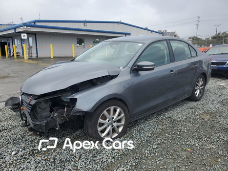 Volkswagen Jetta 2012 - Image 1 of 13
