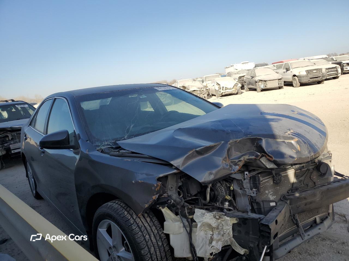 Toyota Camry 2012
