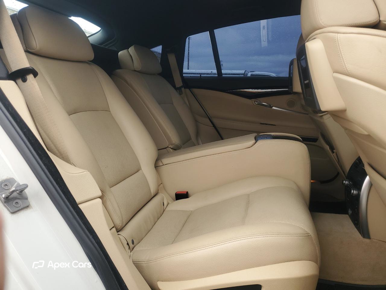 BMW Series 5 2012