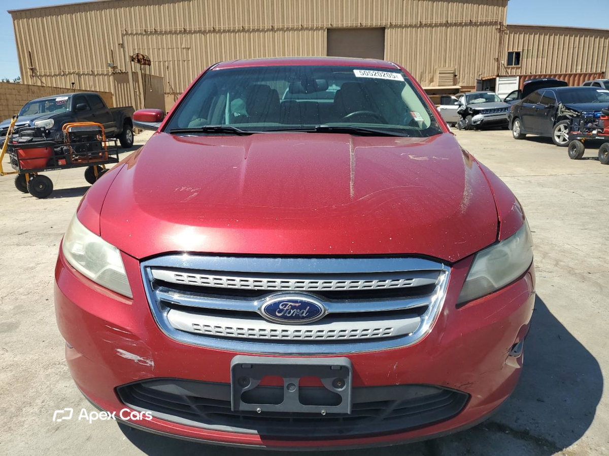 Ford Taurus 2011
