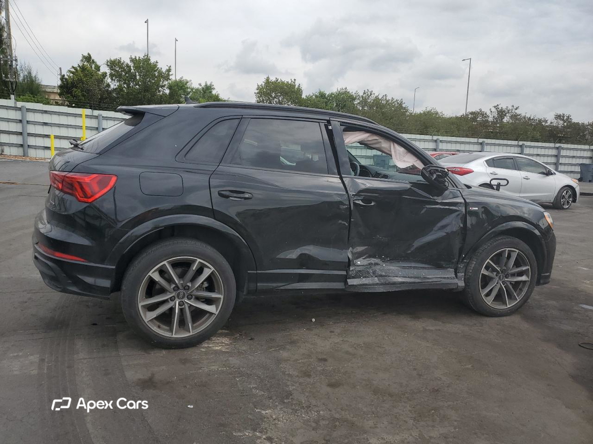 Audi Q3 2021