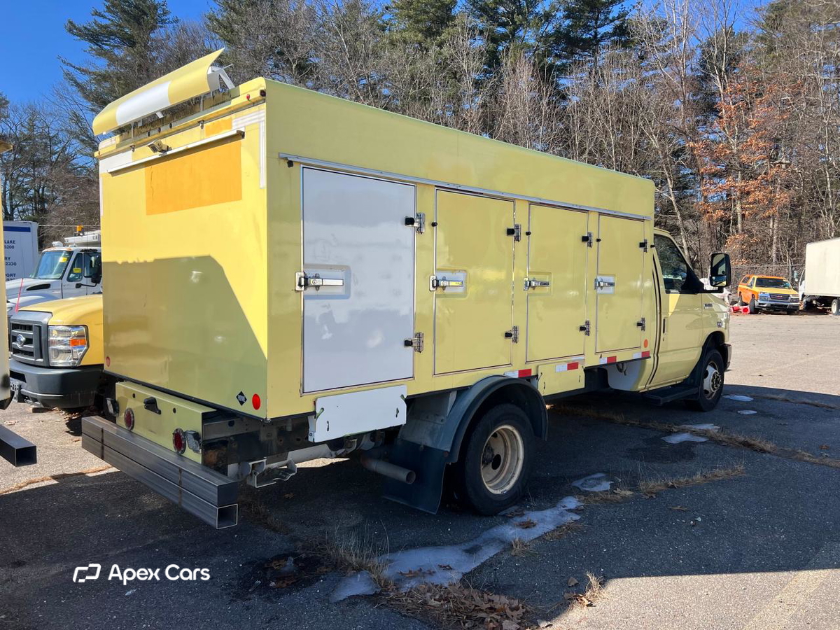 Ford Econoline 2019