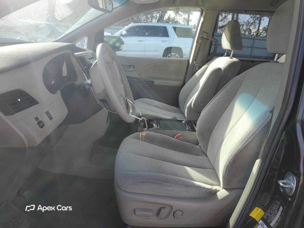 Toyota Sienna 2011
