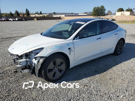 Tesla Model 3 2022 - Image 1 of 13