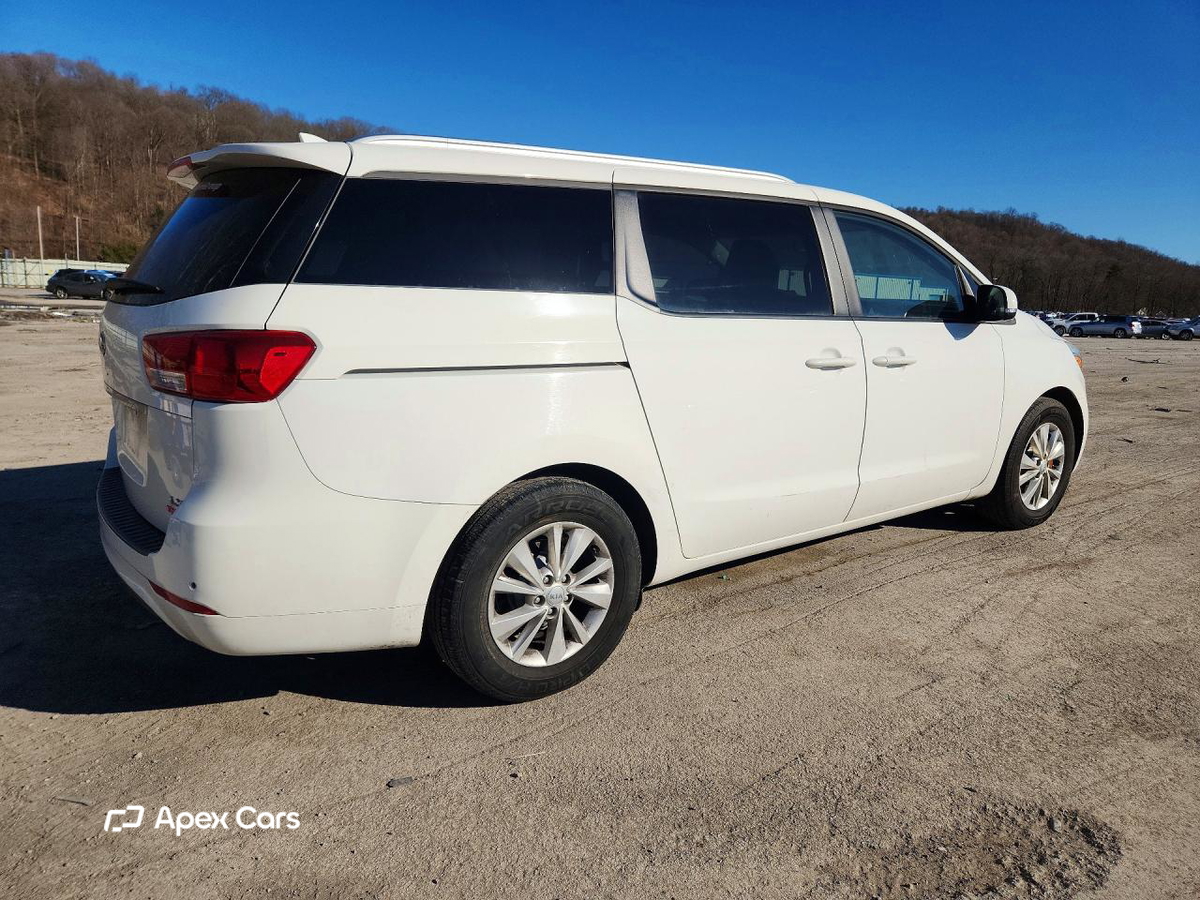 Kia Sedona 2016