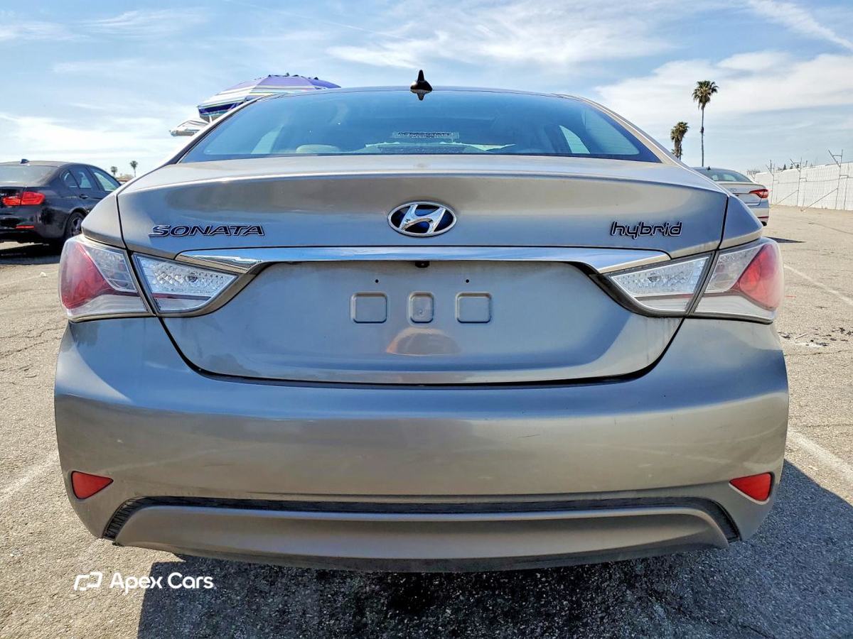 Hyundai Sonata 2012