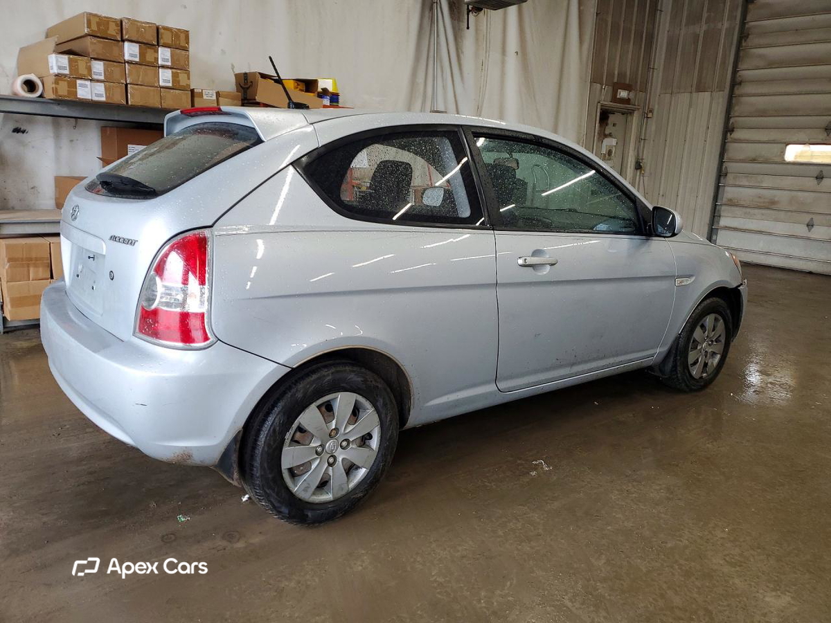 Hyundai Accent 2011