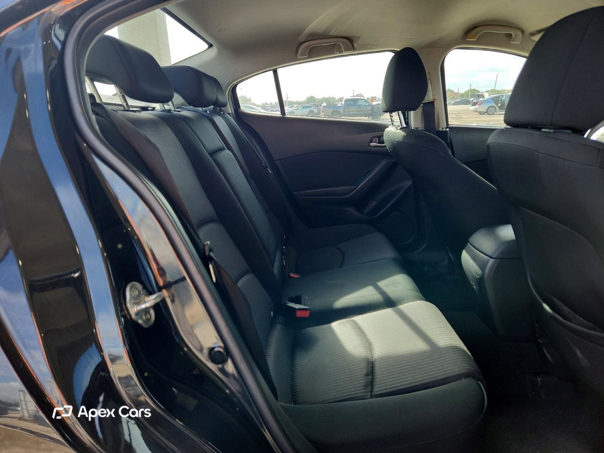 Mazda 3 2016