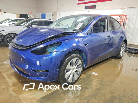 Tesla Model Y 2021 - Image 1 of 13