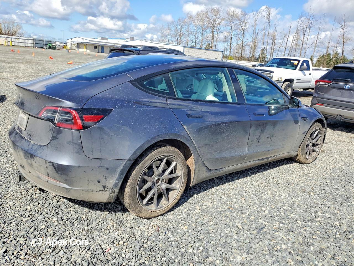 Tesla Model 3 2023