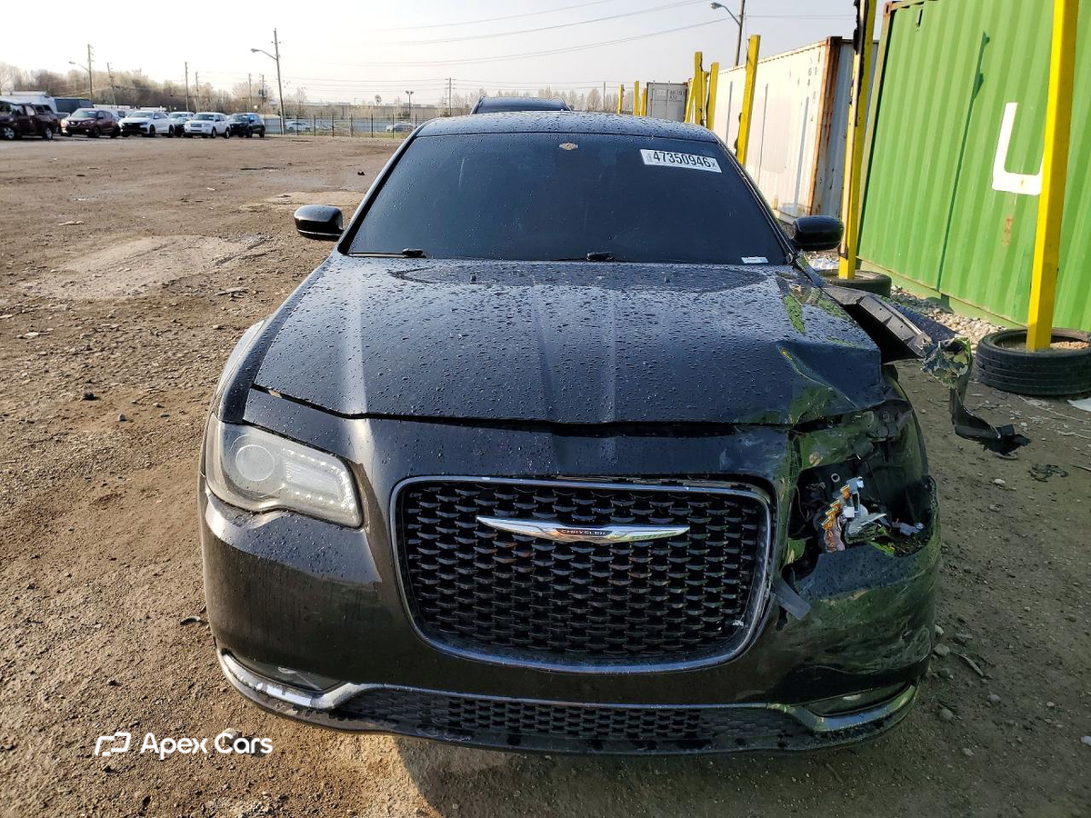 Chrysler 300 2017