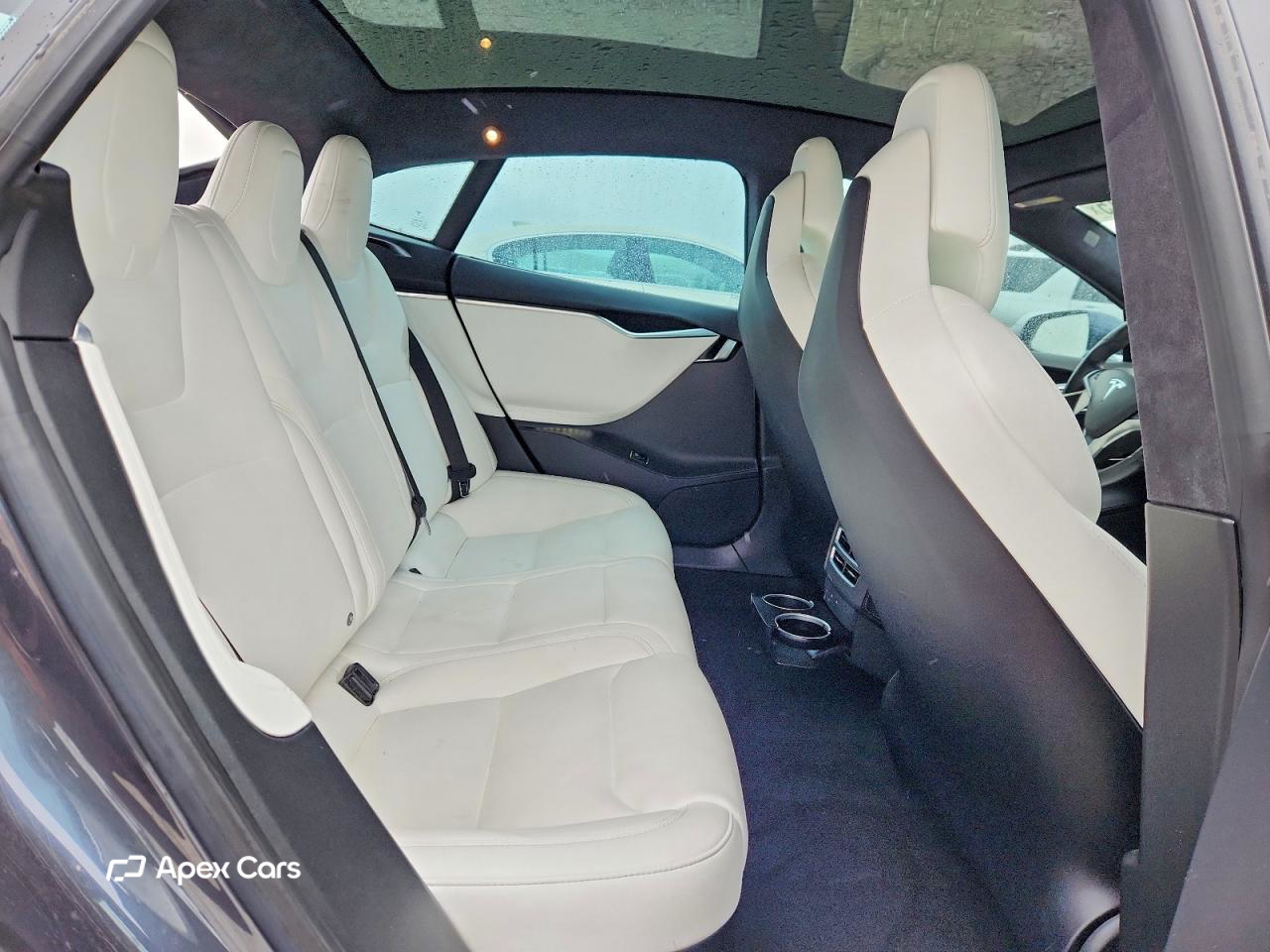 Tesla Model S 2018