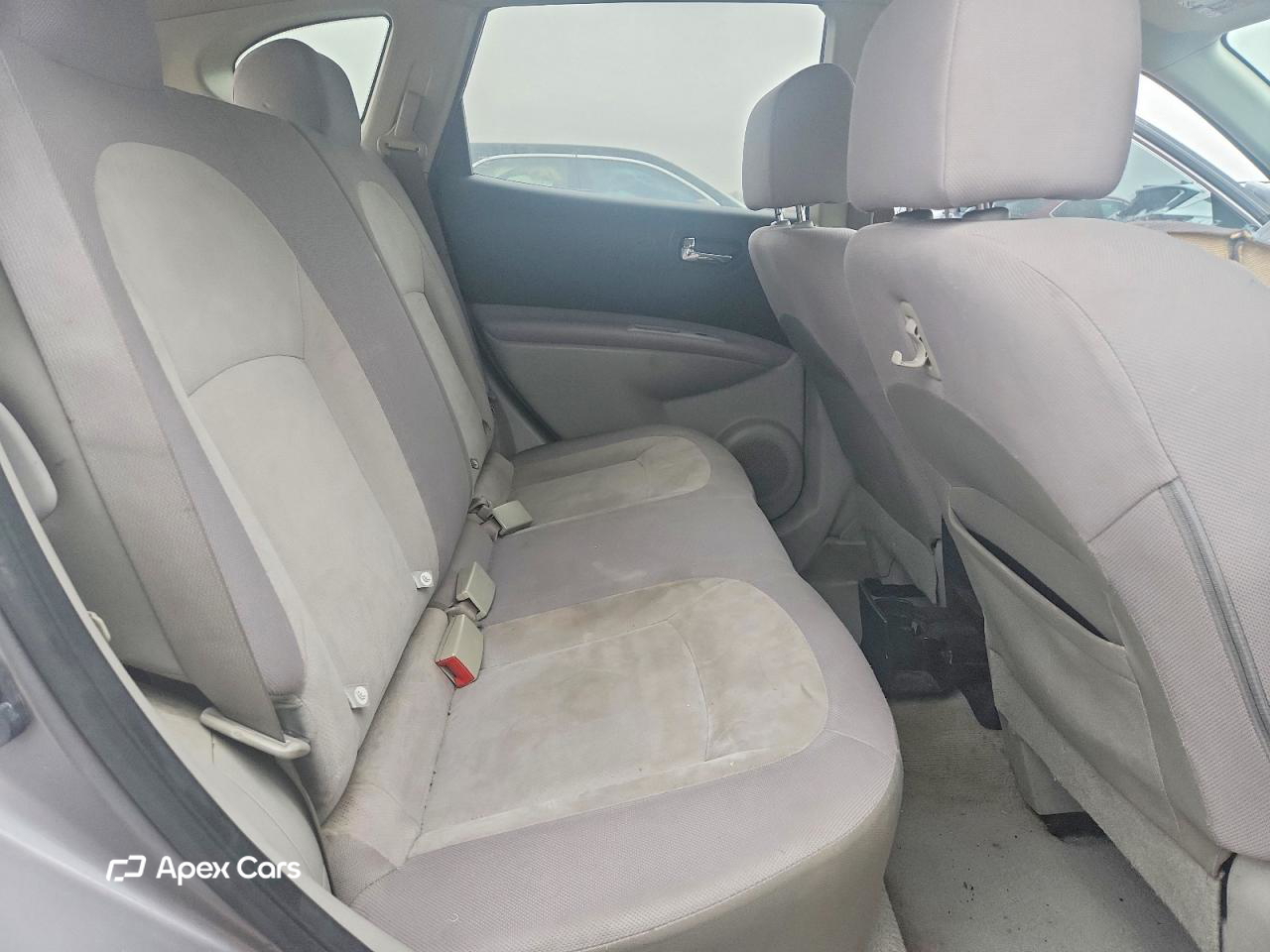 Nissan Rogue 2010