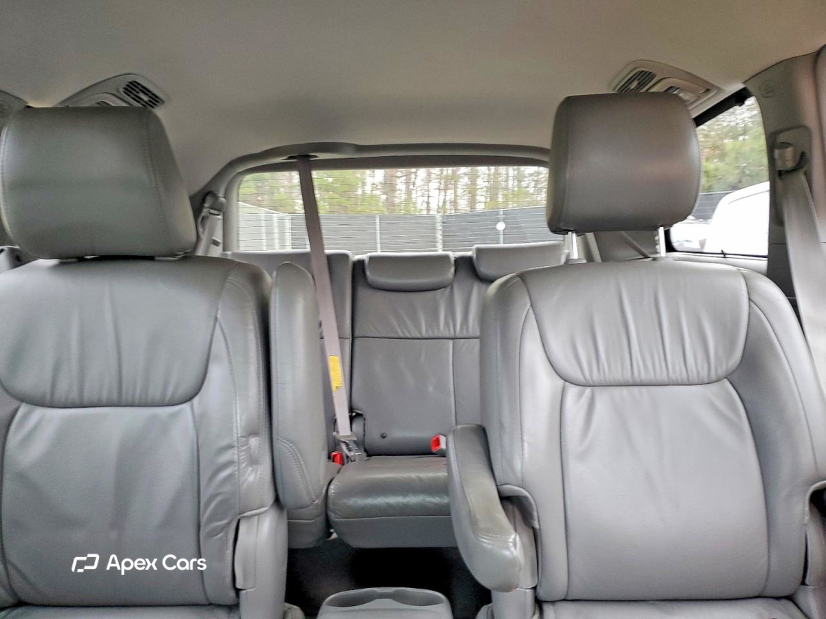 Toyota Sienna 2010
