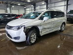 Chrysler Pacifica 2019