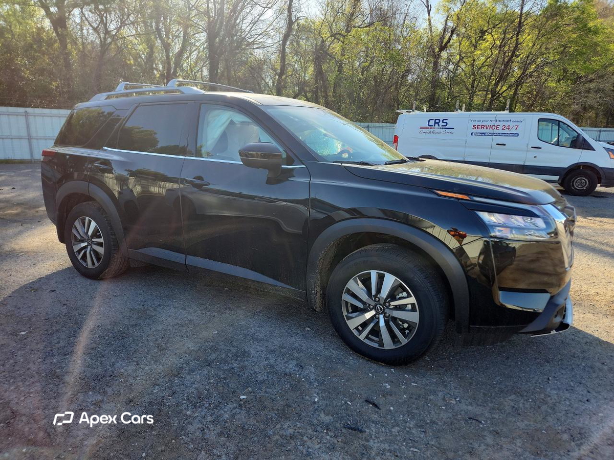 Nissan Pathfinder 2025