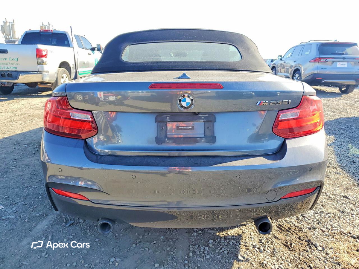 BMW M2 2015