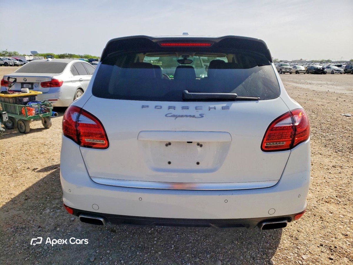 Porsche Cayenne 2014