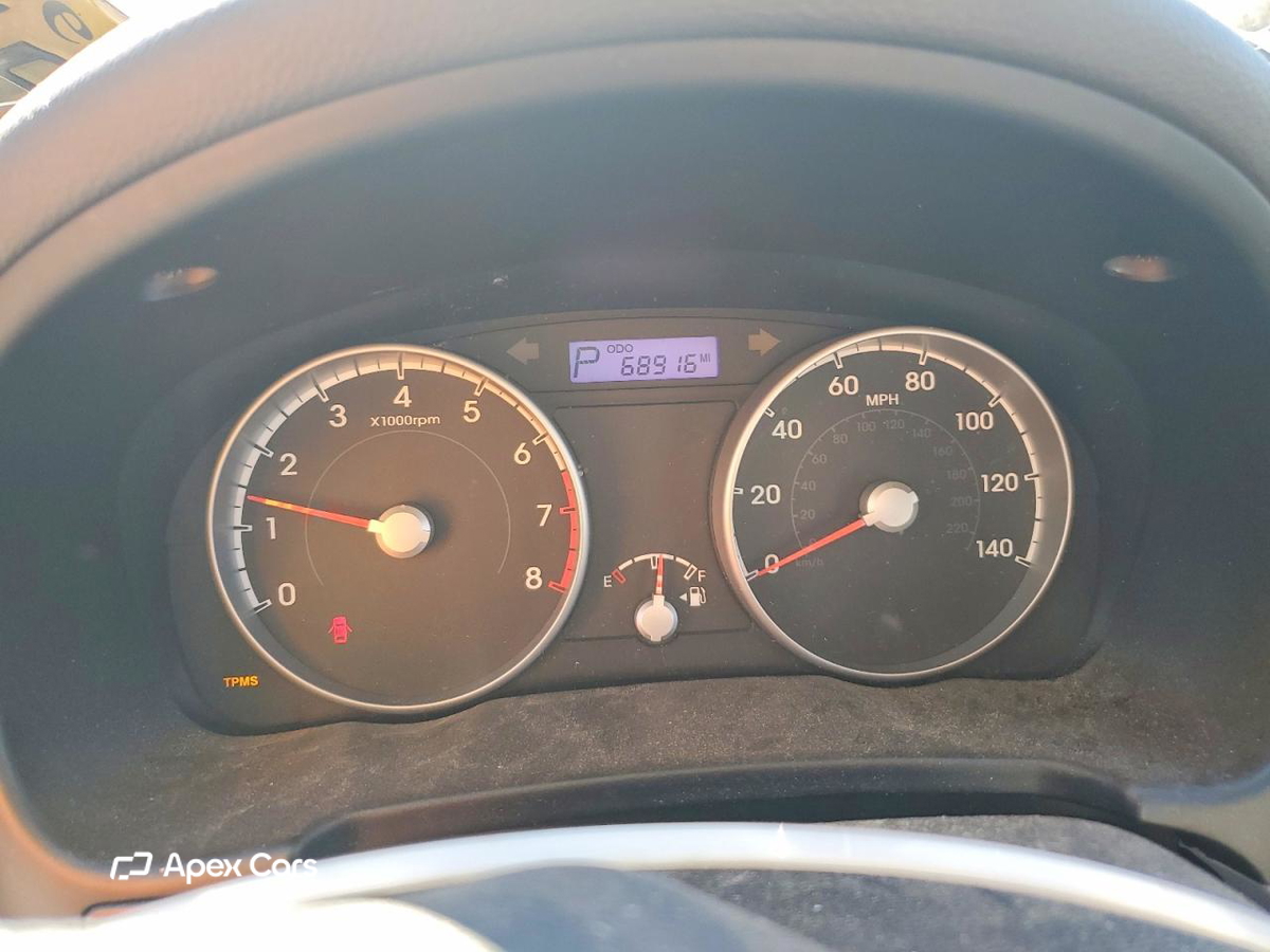Hyundai Accent 2011