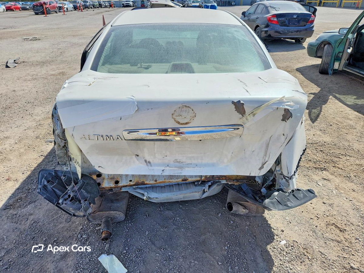 Nissan Altima 2012