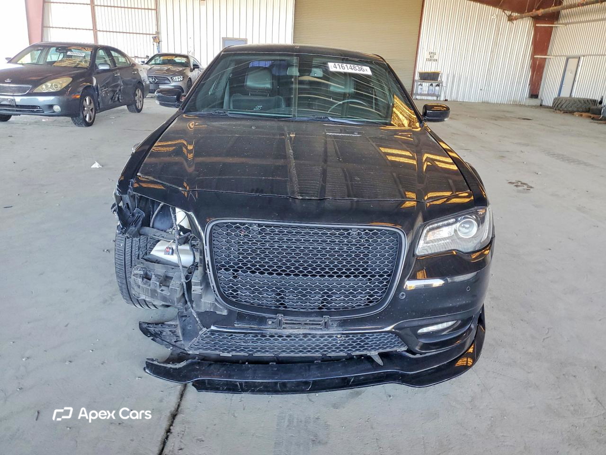 Chrysler 300 2018