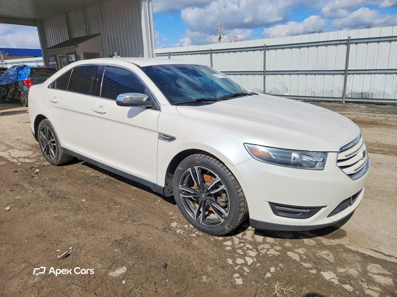 Ford Taurus 2017