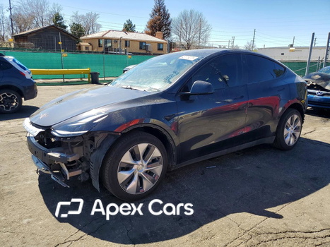 Tesla Model Y 2024 - Zdjęcie 1 z 12