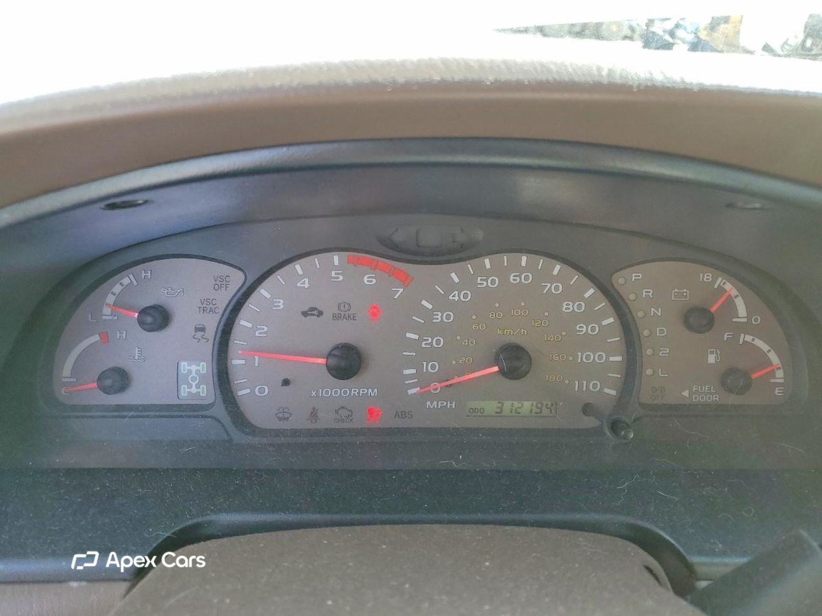 Toyota Sequoia 2003