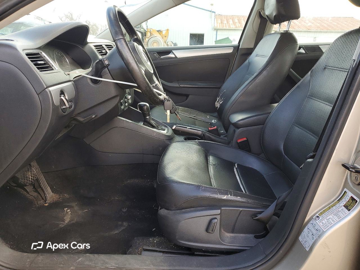 Volkswagen Jetta 2013