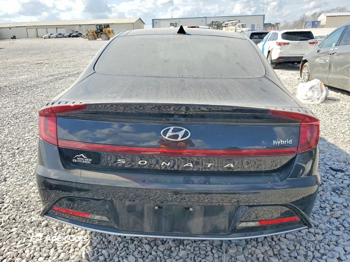 Hyundai  2023