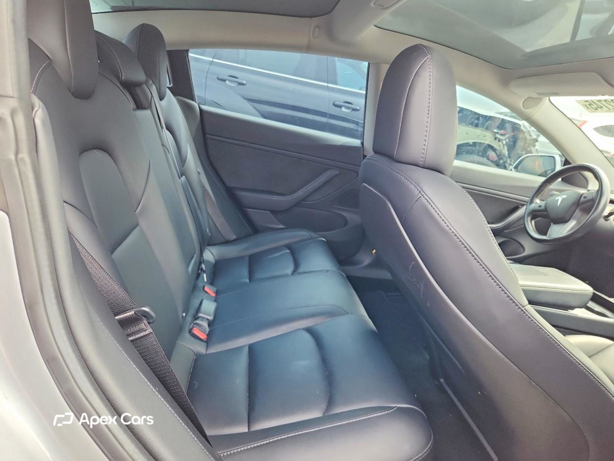 Tesla Model 3 2018